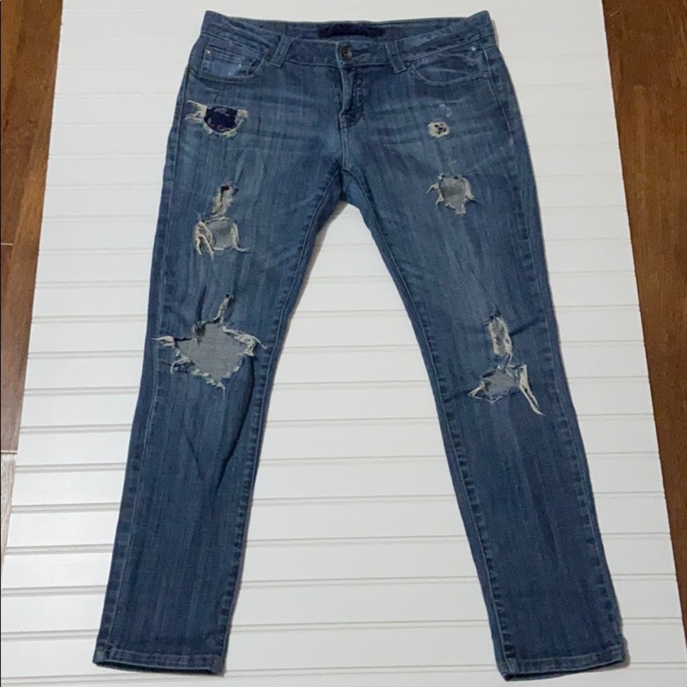 Refuge Distressed Jeans - Picture 3 of 6